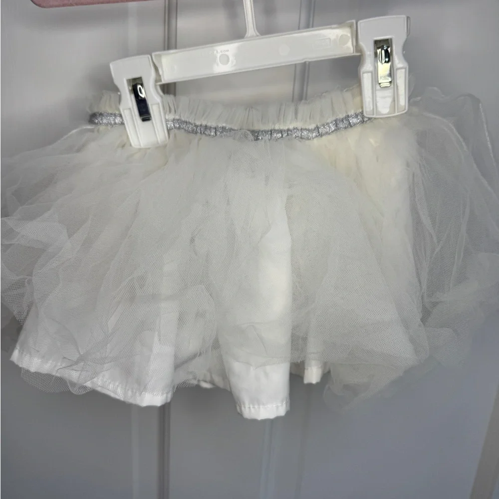 Carter’s 2T Girls White & Silver Tulle Skirt